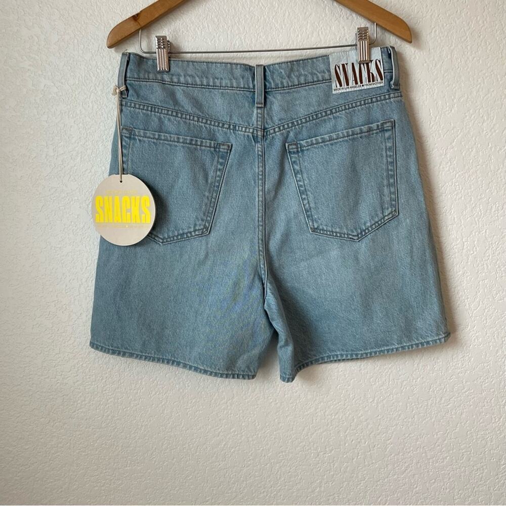 Mother Snacks Pleated Fun Shorts - Picture 6 of 8